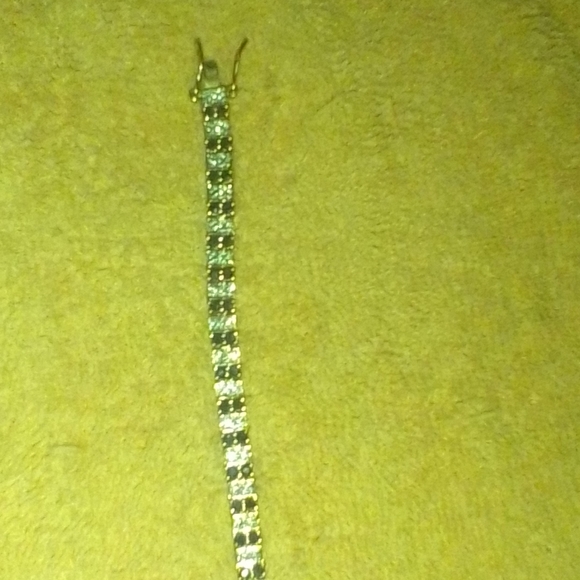 Vintage tennis bracelet 925 R China. 8 inches long in amazing shape. - Picture 3 of 7